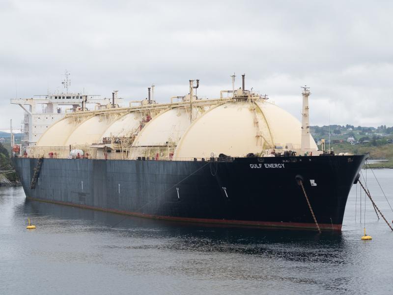 LNG Tanker